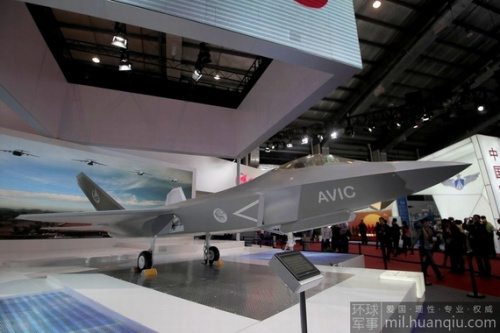 中國改進(jìn)版殲31亮相珠海航展 中國改進(jìn)版殲31亮相珠海航展