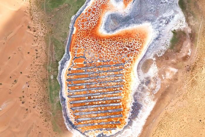 騰格里沙漠藏著一把“大吉他”