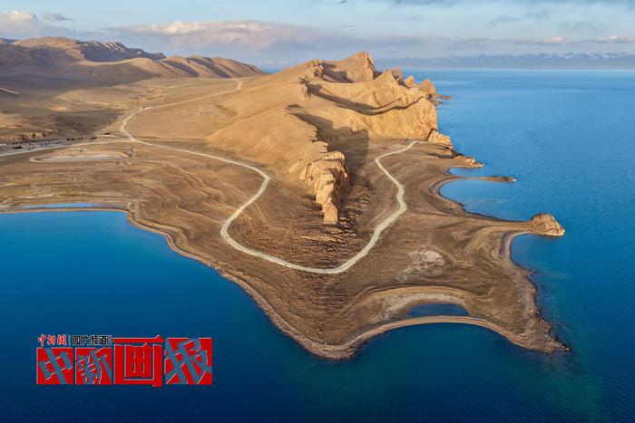 花木為筆，山湖成畫 西藏的每一幀都是神仙壁紙