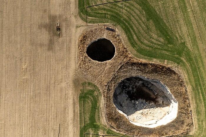 土耳其農業區現數百個地面塌陷坑