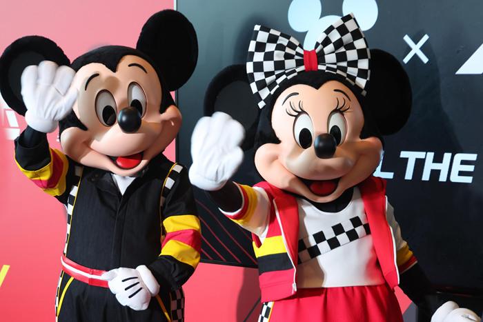 米奇、米妮全新賽車主題形象上海首發(fā)