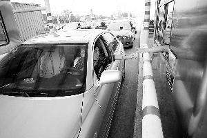 明年春節等4大節日高速路繼續免費