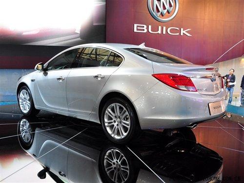 �AӋ25��28�fԪ �¾���2.0T�������� ��܇֮��