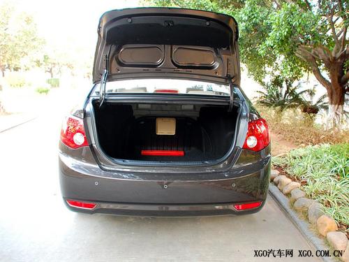 13萬左右緊湊型車選誰好?科魯茲PK悅動