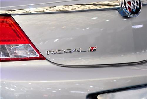 ֲ���\(y��n)�ӻ��򣡜\��ͨ�Äe���¾���2.0T