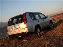 汽車之家 東風日產 奇駿 2.5l xl mt 4wd