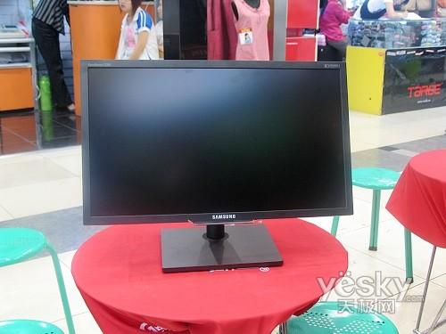 獨家首爆 廉價廣視角三星P2380到貨現場拆箱