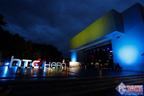 屬于未來(lái)的手機(jī) HTC Hero深度評(píng)測(cè)