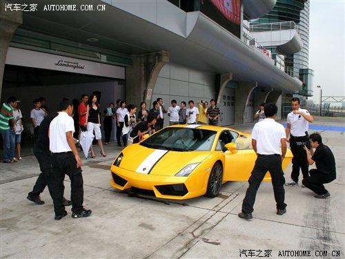 后驅蠻牛!體驗蘭博基尼LP550-2限量版 汽車之家 后驅蠻牛!體驗蘭博基尼LP550-2限量版 汽車之家