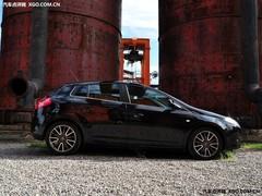 ����߀������1.6L�����b�����l�әC܇��