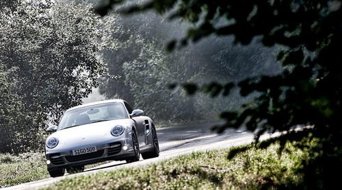 �C�����|������ԇ�{���r���¿�911 Turbo