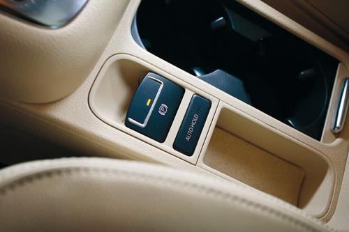 ���m���ء�����ԇ�{�����T�՚WƷ��SUV