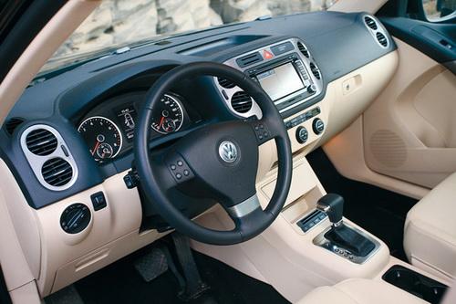 ���m���ء�����ԇ�{�����T�՚WƷ��SUV