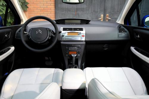 ԇ�{ѩ�F��C4 VTS�I��܇