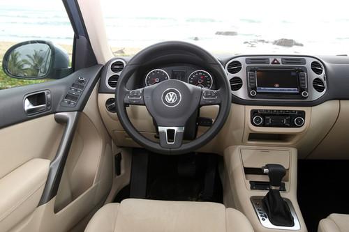 全新家族臉譜 試駕上海大眾國(guó)產(chǎn)途冠