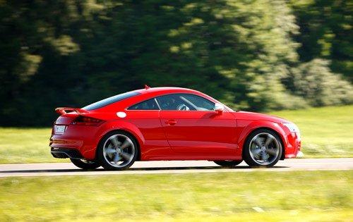 向保時捷發起挑戰!試駕奧迪新一代TT RS 汽車之家 向保時捷發起挑戰!試駕奧迪新一代TT RS 汽車之家