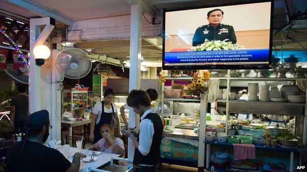 泰國軍事政變領(lǐng)導人:一年多之內(nèi)不會恢復選舉