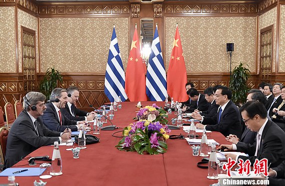 李克強會見希臘總理:中國支持中方企業(yè)參與希臘私有化項目