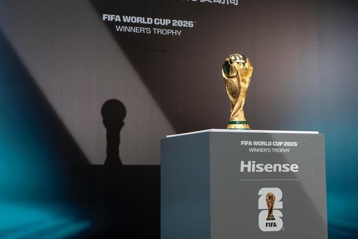 山東青島：大力神杯重返中國展覽