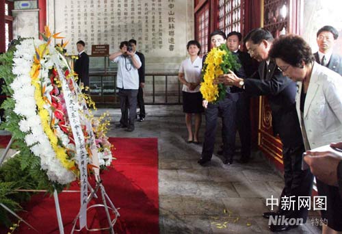 �D�����������]�O��ɽ�����¹�ڣ